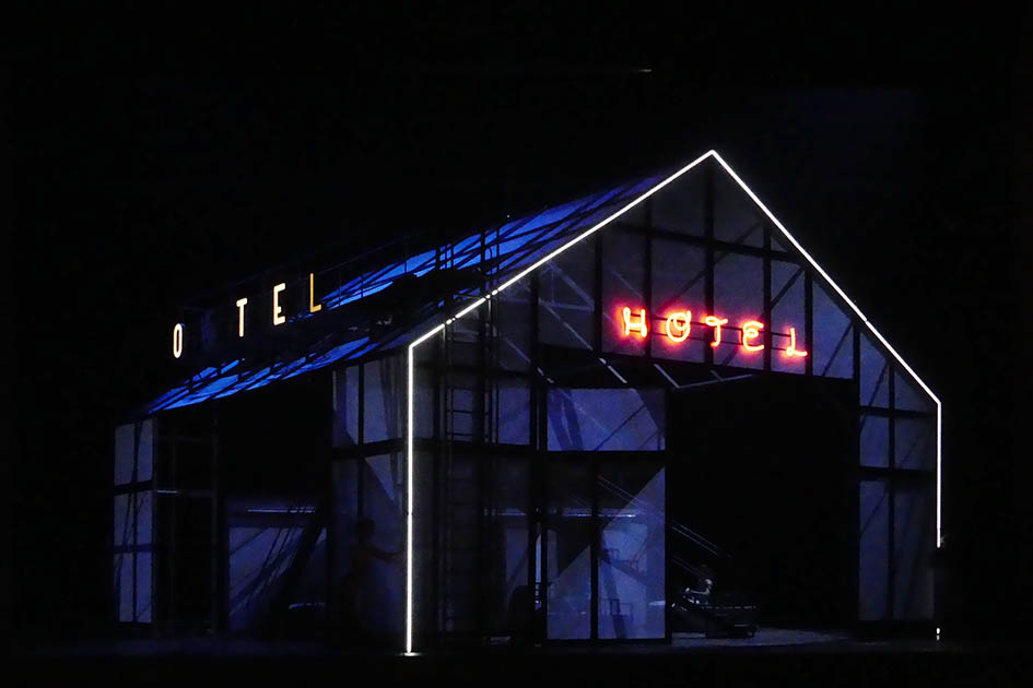 Tres sombreros de copa · Ricardo Sánchez Cuerda