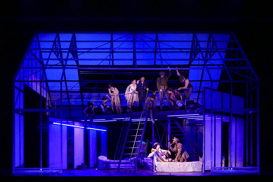 Tres sombreros de copa · Ricardo Sánchez Cuerda